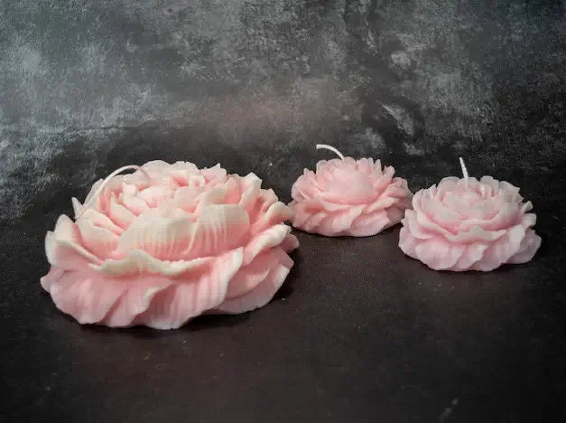 Peony Candle - Like one right out of gramma's garden