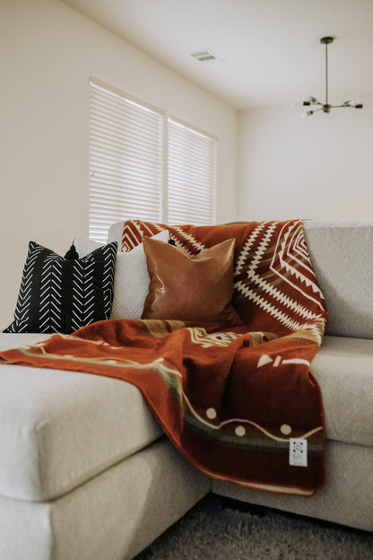 Achuar Blanket - Autumn vibes...What a gorgeous blanket for all year